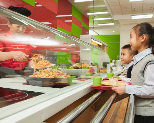 Những yêu cầu bắt buộc về an toàn thực phẩm trong trường học