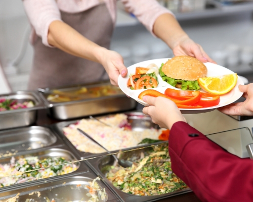 Thực trạng an toàn thực phẩm tại các bếp ăn trường học